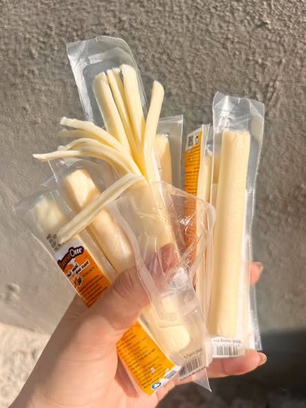 Phô mai que Cheese One (combo 10 cây, kèm đá gel)